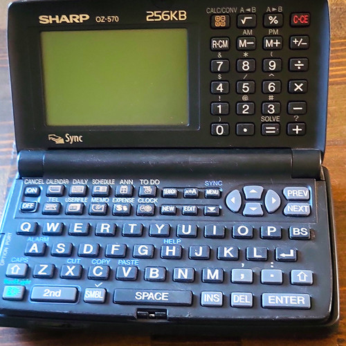 Sharp wizard 570 pda 256kb - pda,